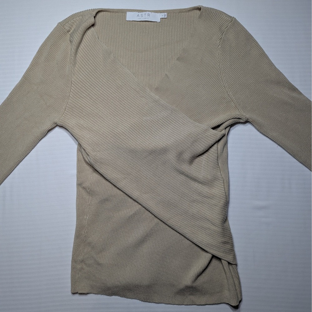 ASTR The Label Women Ribbed Faux Wrap Top Viscose Blend L Beige Long Sleeve